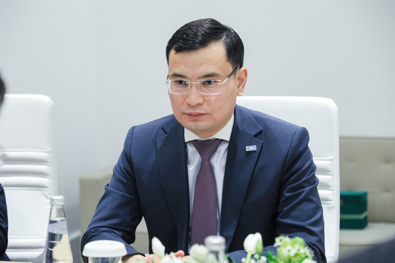 На ТМТЯ Узбекистан и Казахстан обсудили туристическое партнерство