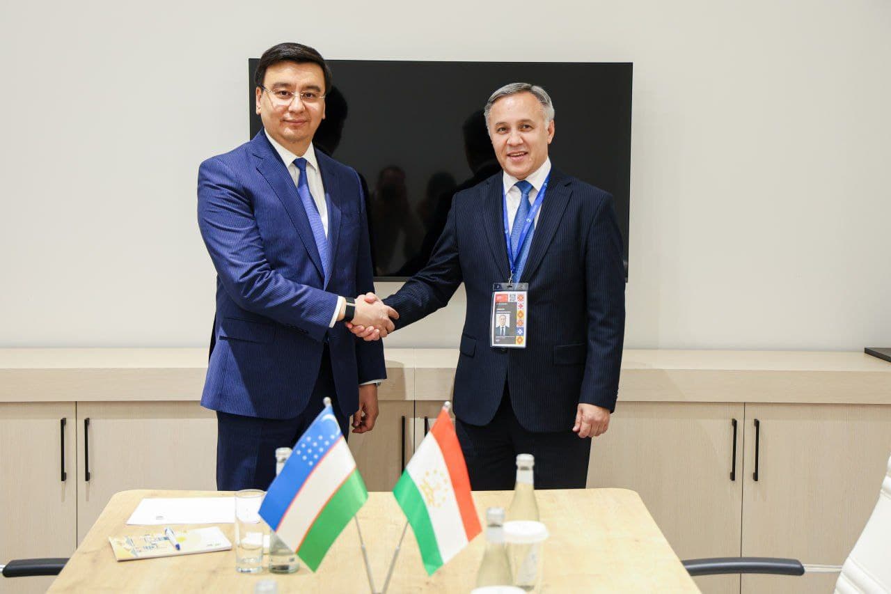 Узбекистан и Таджикистан укрепляют сотрудничество в сфере туризма на ТМТЯ–2025