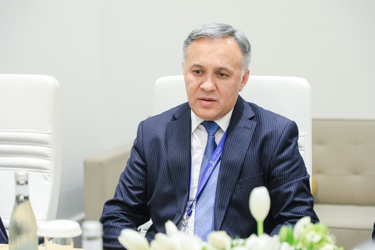 Узбекистан и Таджикистан укрепляют сотрудничество в сфере туризма на ТМТЯ–2025