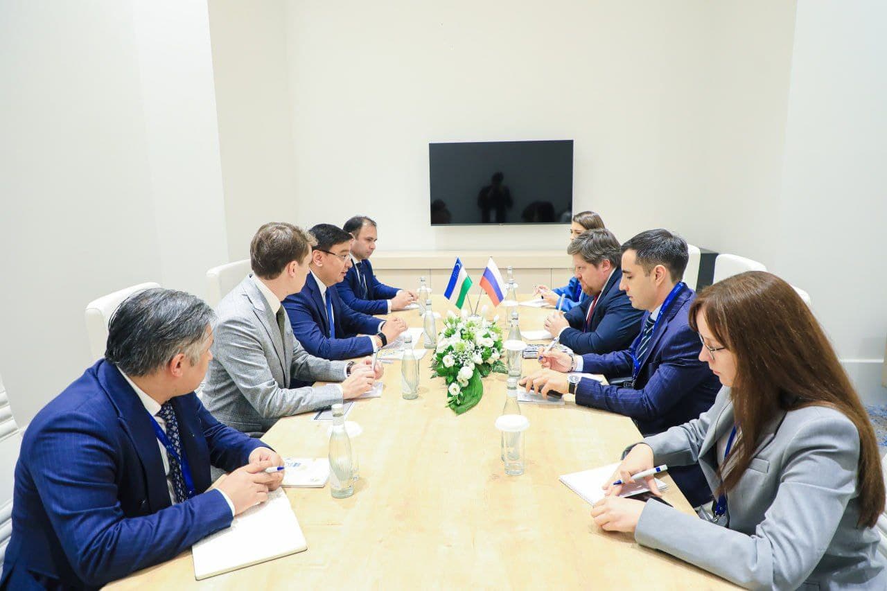 В рамках ТМТЯ Узбекистан и Россия обсудили новые направления туристического сотрудничества