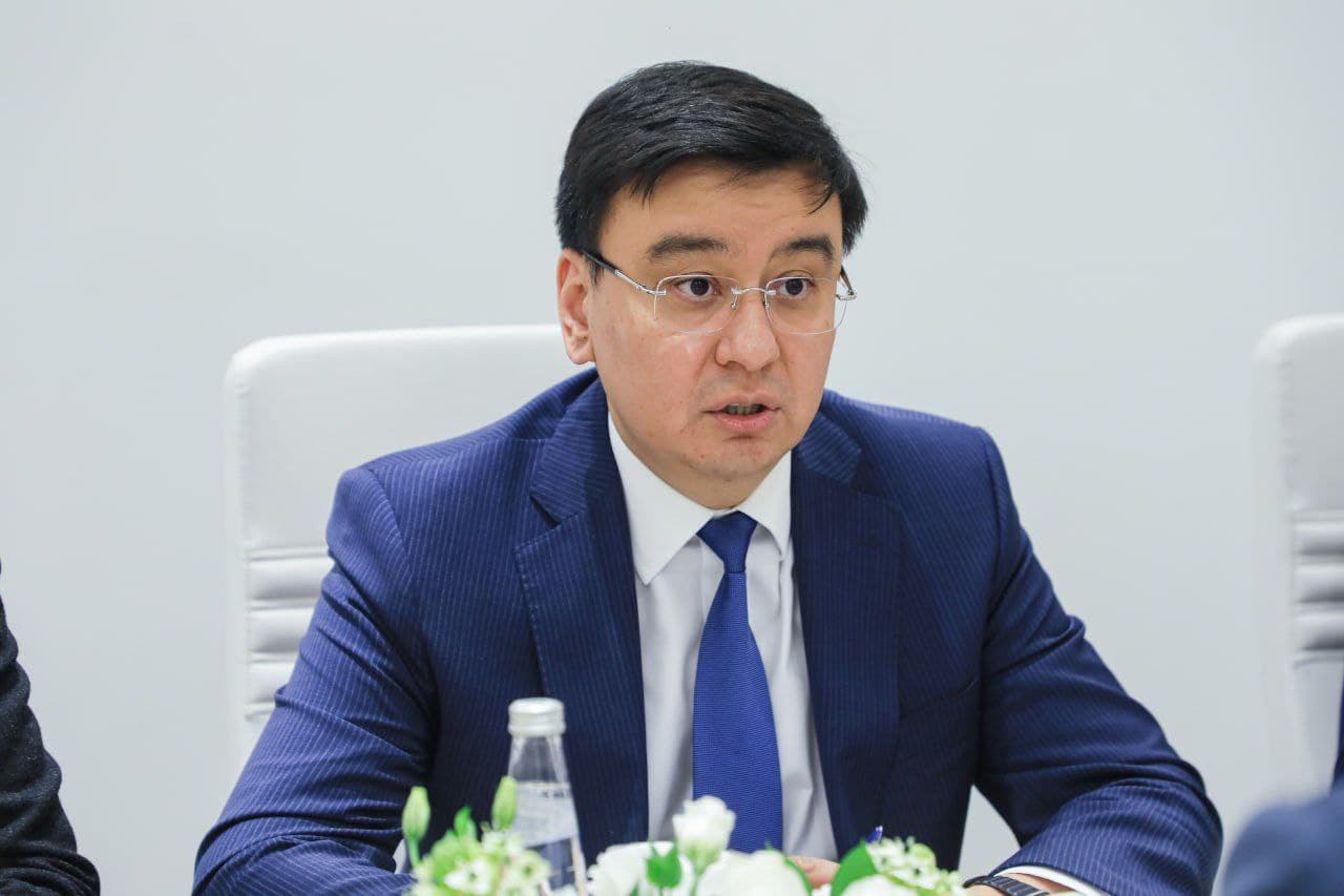 На ТМТЯ Узбекистан и Казахстан обсудили туристическое партнерство