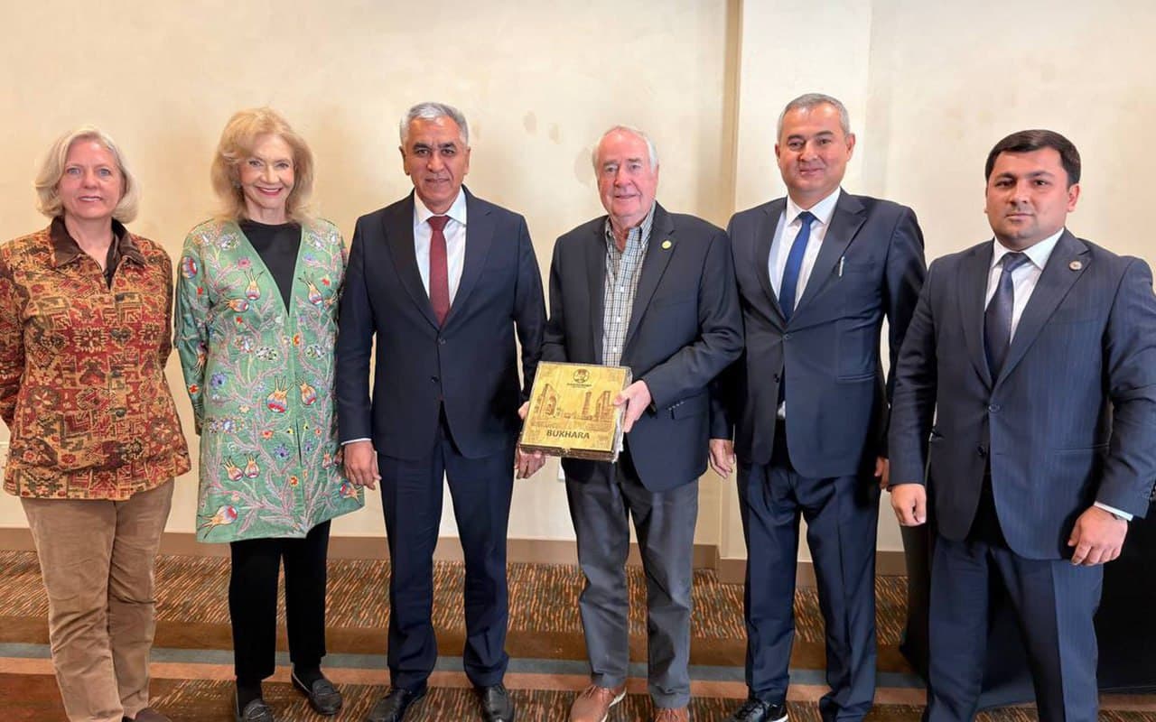 Рассмотрены возможности увеличения туристического потока из США в Бухару