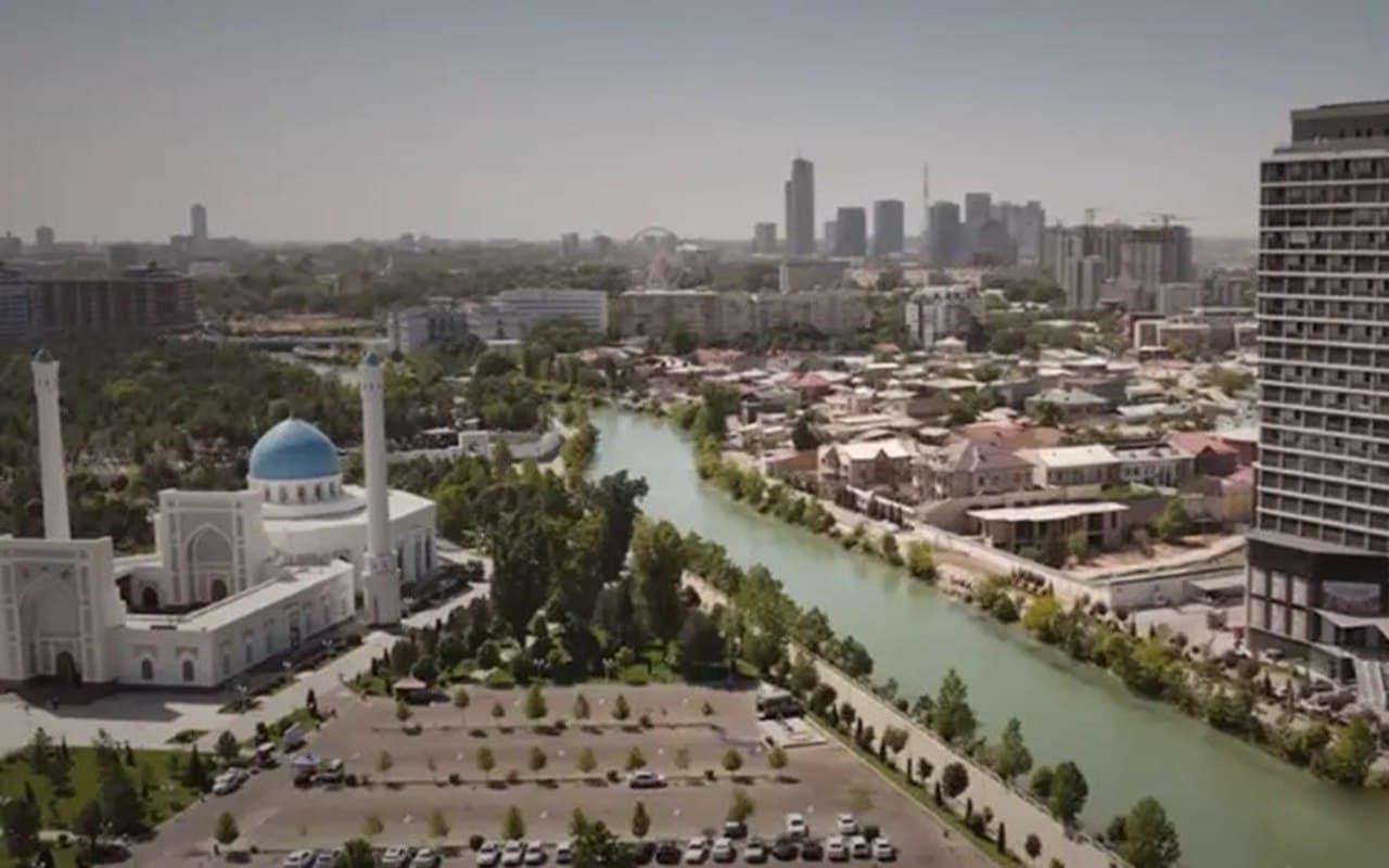 Russia’s “Channel One” presents Tashkent in the show “Chefs on Wheels”