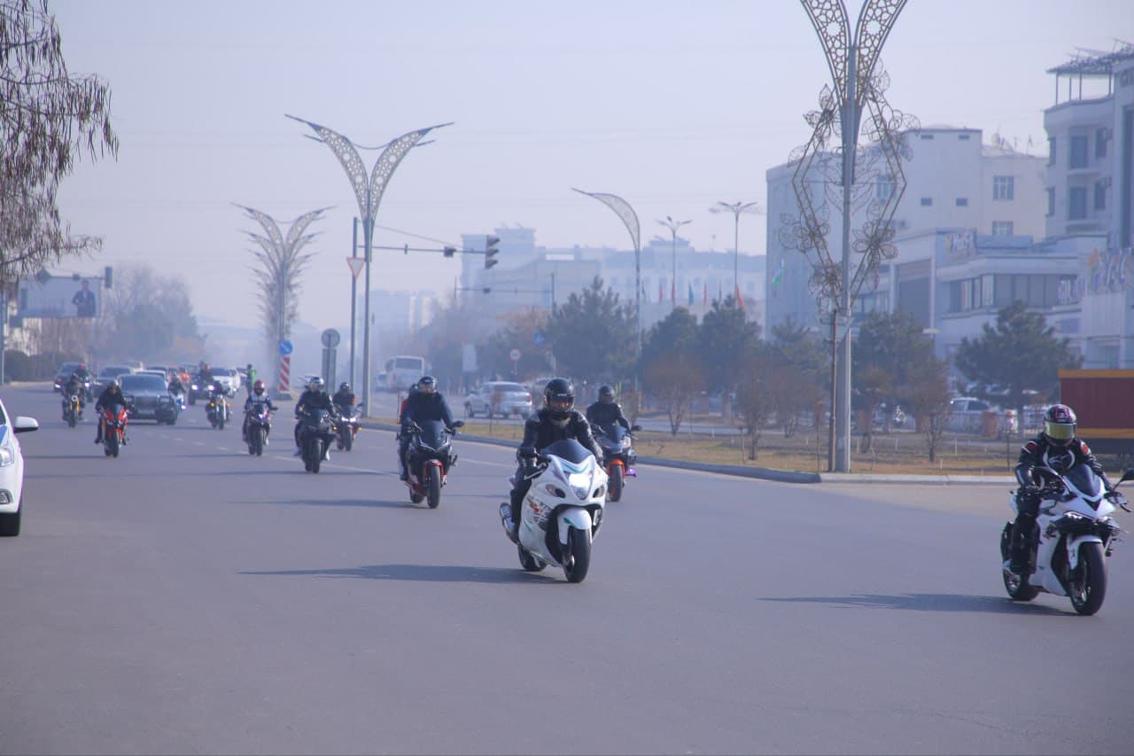 Namangan welcomes car enthusiasts