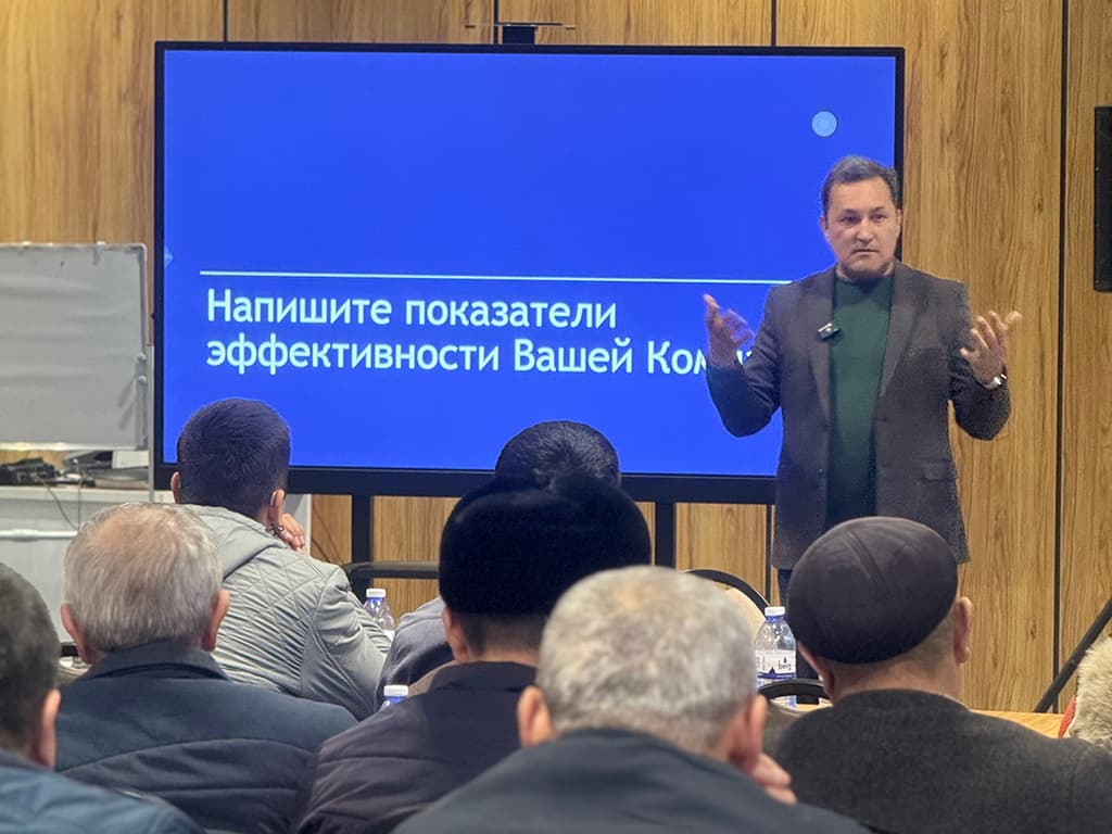 Международный семинар-тренинг по повышению качества услуг и маркетинга в туристических деревнях Самарканда