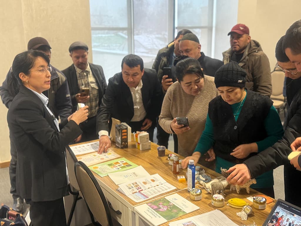 Международный семинар-тренинг по повышению качества услуг и маркетинга в туристических деревнях Самарканда