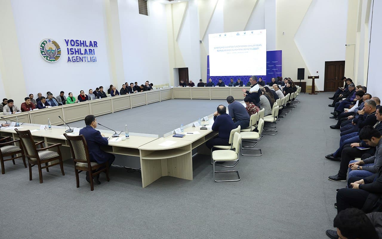 Samarqandda turizm infratuzilmasini modernizatsiya qilish va hamkorlikni kuchaytirish masalalari muhokama qilindi
