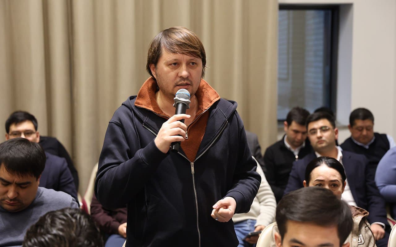 Samarqandda turizm infratuzilmasini modernizatsiya qilish va hamkorlikni kuchaytirish masalalari muhokama qilindi