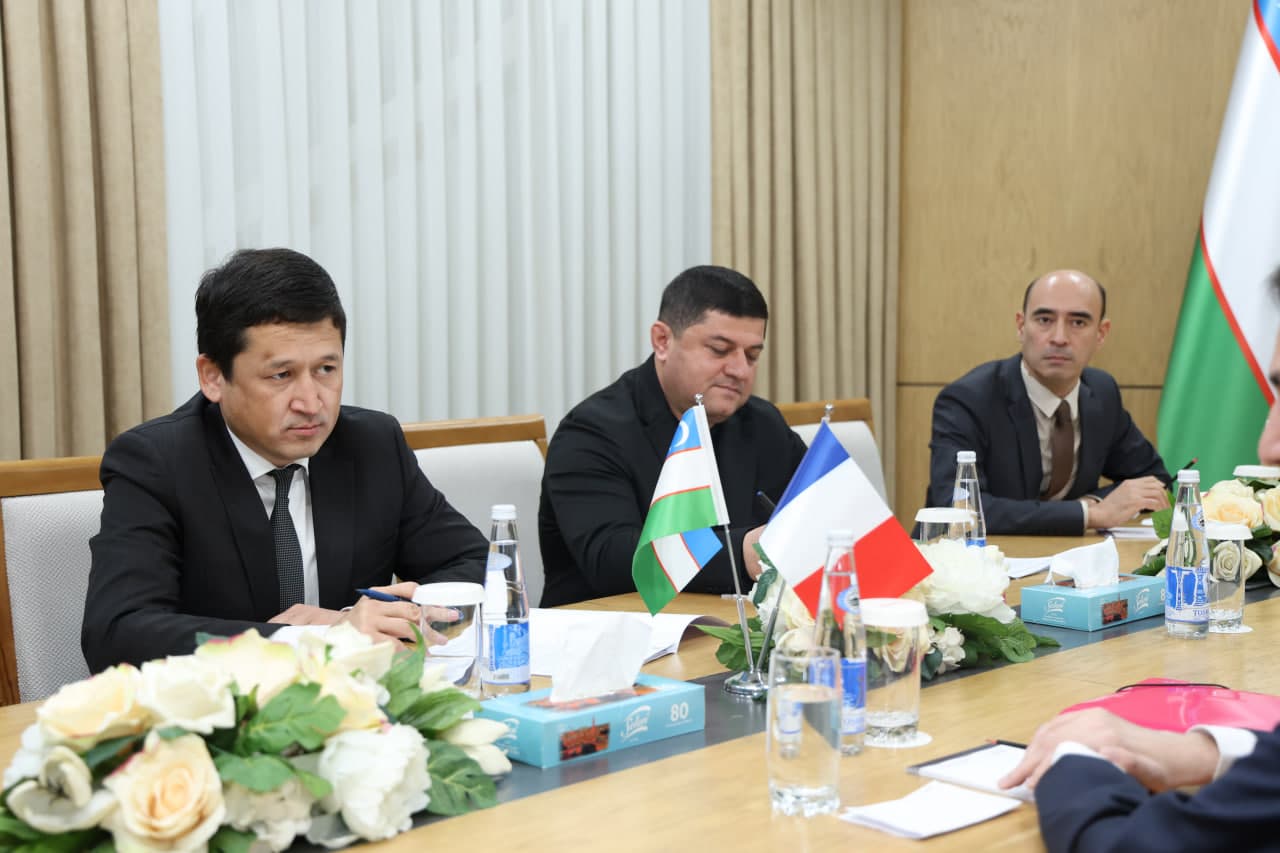 В Комитете по туризму обсуждены вопросы сотрудничества Узбекистана и Франции в сфере туризма