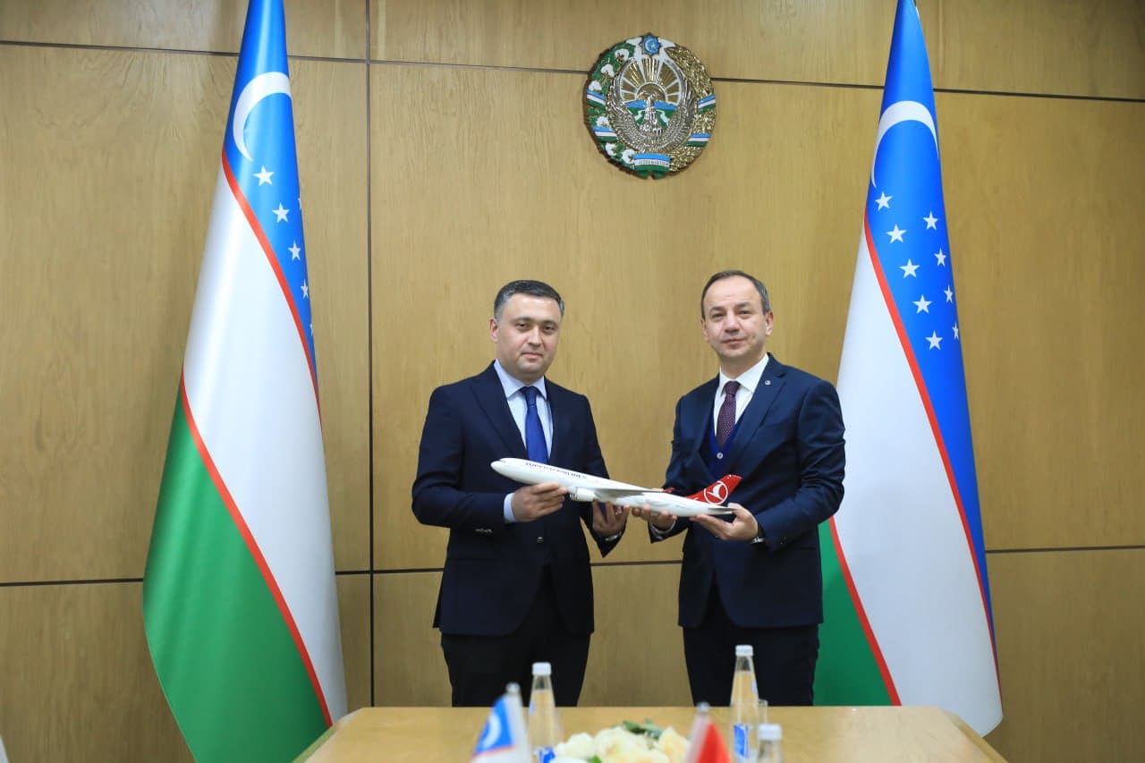 В Комитете по туризму обсуждены вопросы сотрудничества с турецкой национальной авиакомпанией “Turkish Airlines”