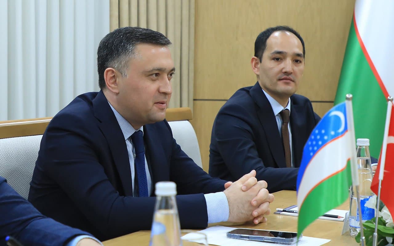 В Комитете по туризму обсуждены вопросы сотрудничества с турецкой национальной авиакомпанией “Turkish Airlines”