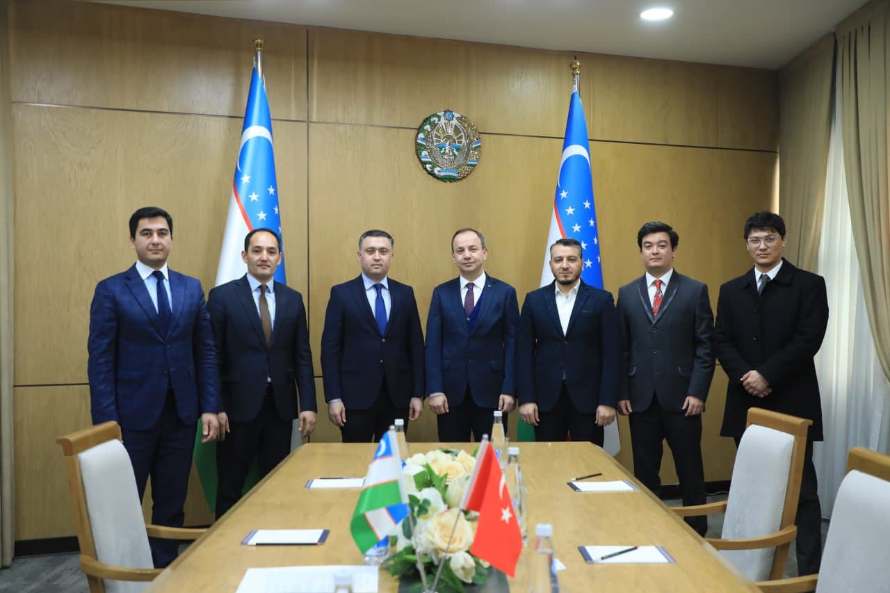 В Комитете по туризму обсуждены вопросы сотрудничества с турецкой национальной авиакомпанией “Turkish Airlines”