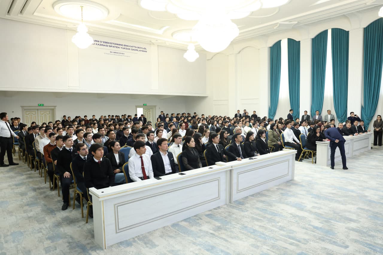 Организована встреча «Руководитель и молодежь» с участием руководства Комитета по туризму