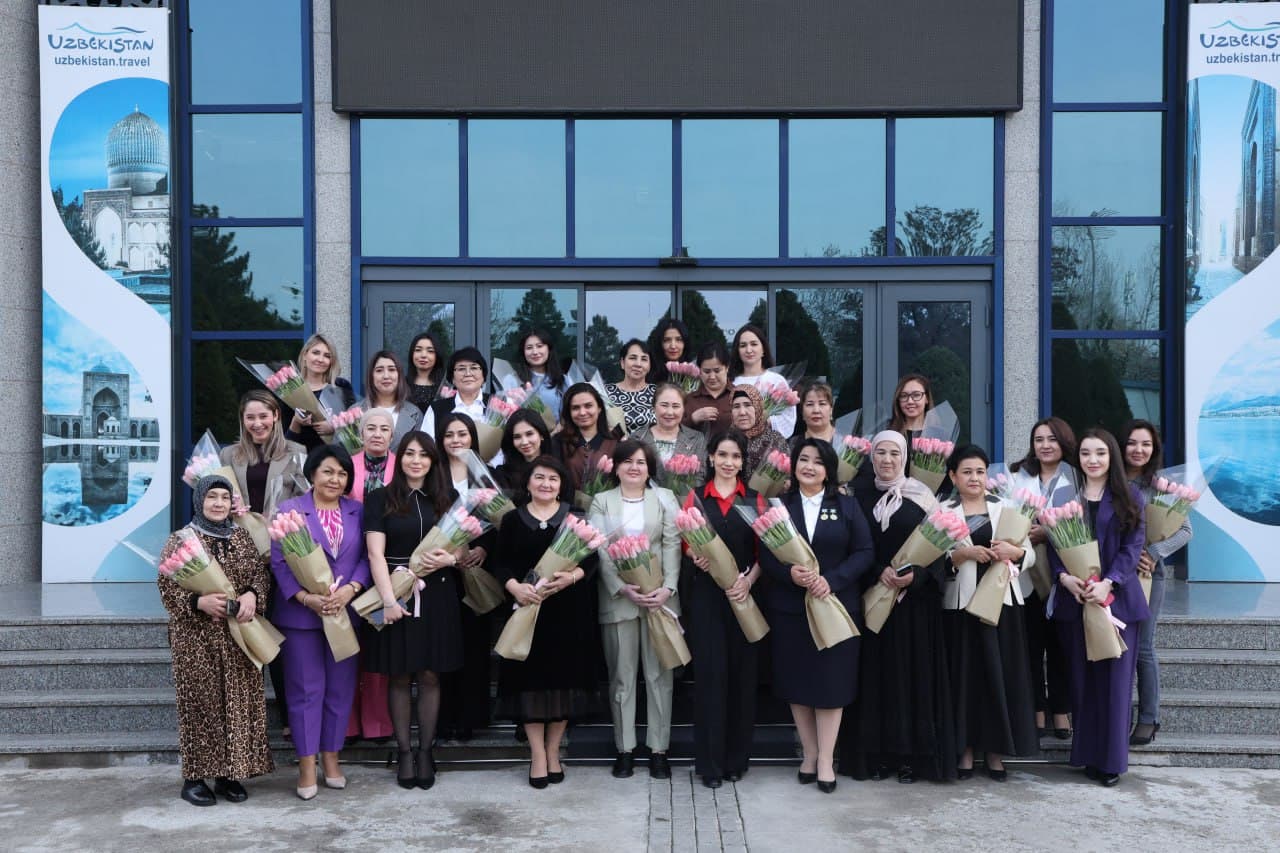 Festive atmosphere created at the Tourism Committee in honor of International Women’s Day