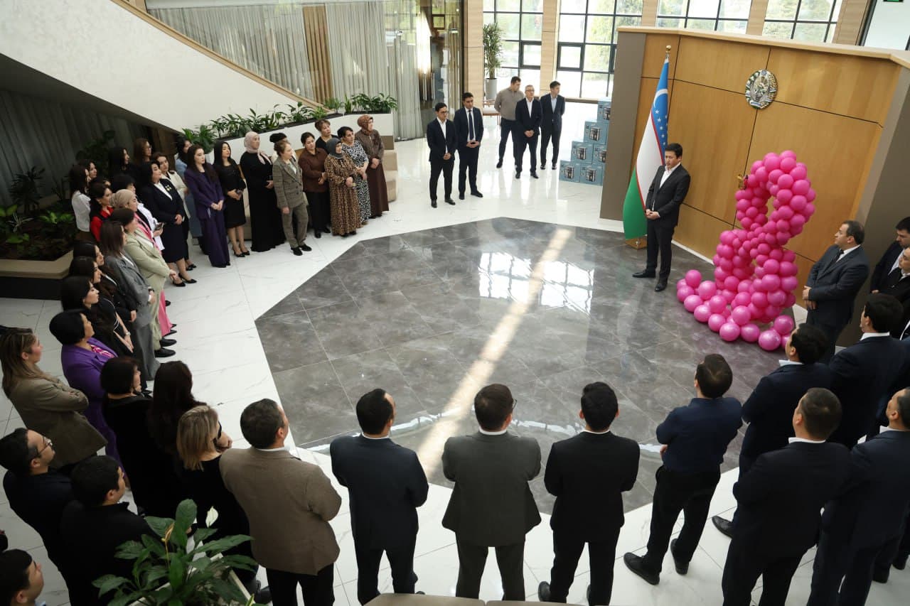 Festive atmosphere created at the Tourism Committee in honor of International Women’s Day