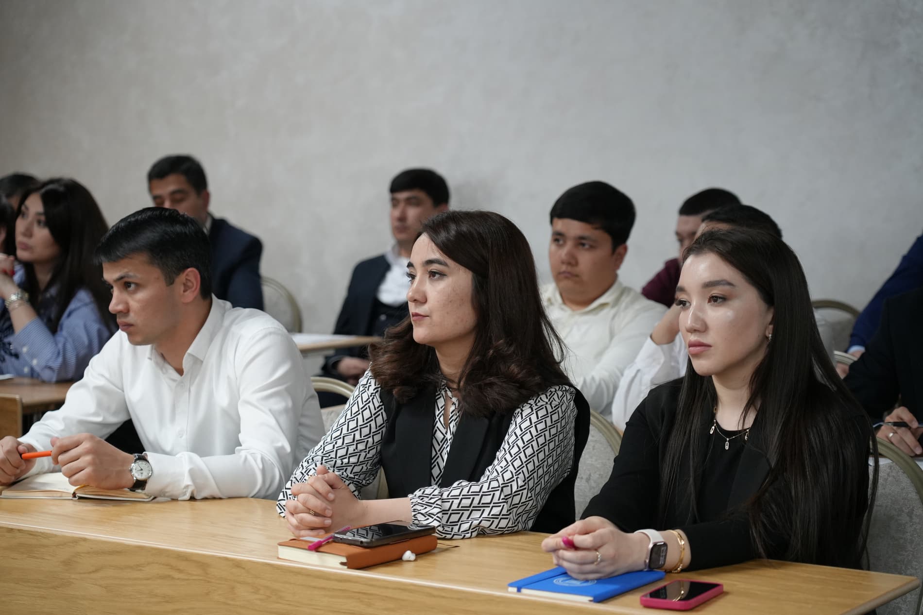 Turizm qo‘mitasida rais o‘rinbosarining yoshlar bilan uchrashuvi bo‘lib o‘tdi