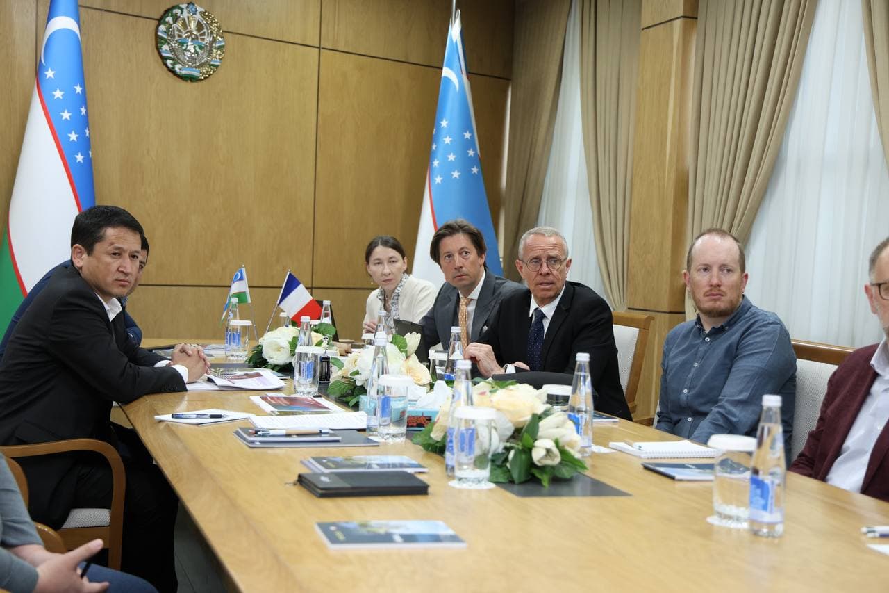 Prospects for expanding cooperation in mountain tourism discussed at the Tourism Committee with French partners