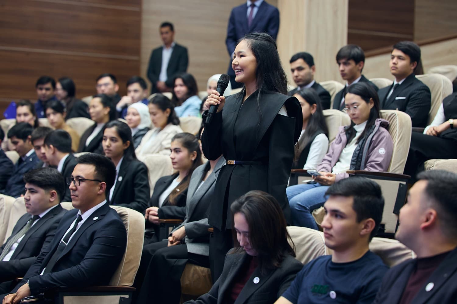 Samarqandda BMT Turizm “Ipak yo‘lida turizm” tematik ofisi ochildi va turizm oliygohi bitiruvchilariga sertifikatlar topshirildi