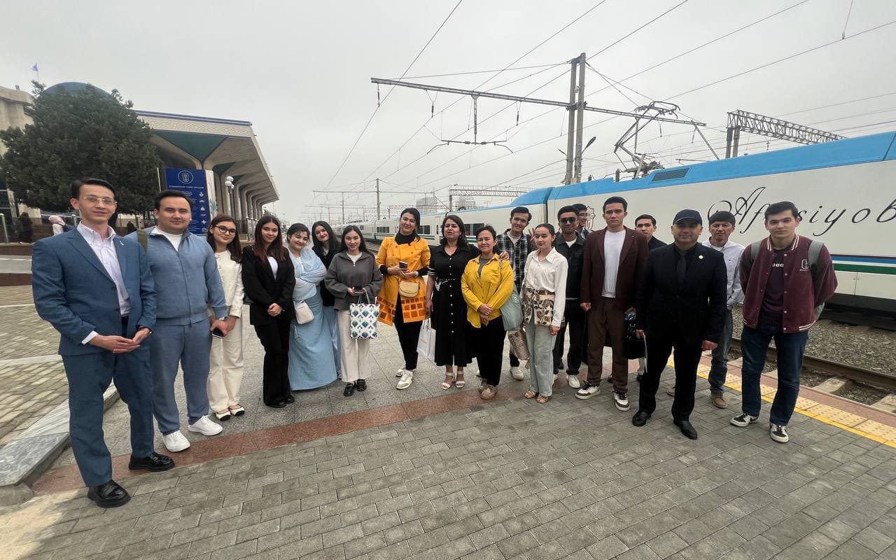 OAV vakillari Imom Buxoriy majmuasi bilan tanishdilar