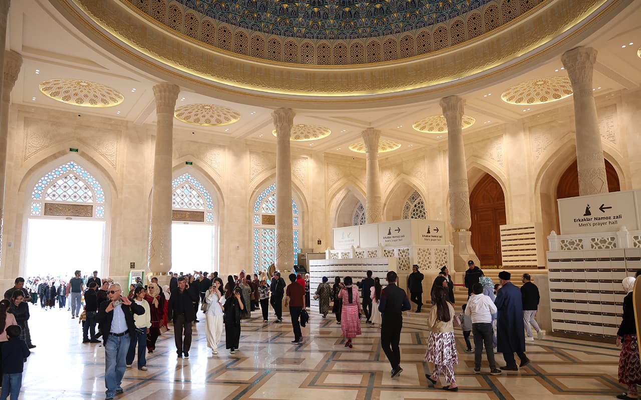 OAV vakillari Imom Buxoriy majmuasi bilan tanishdilar