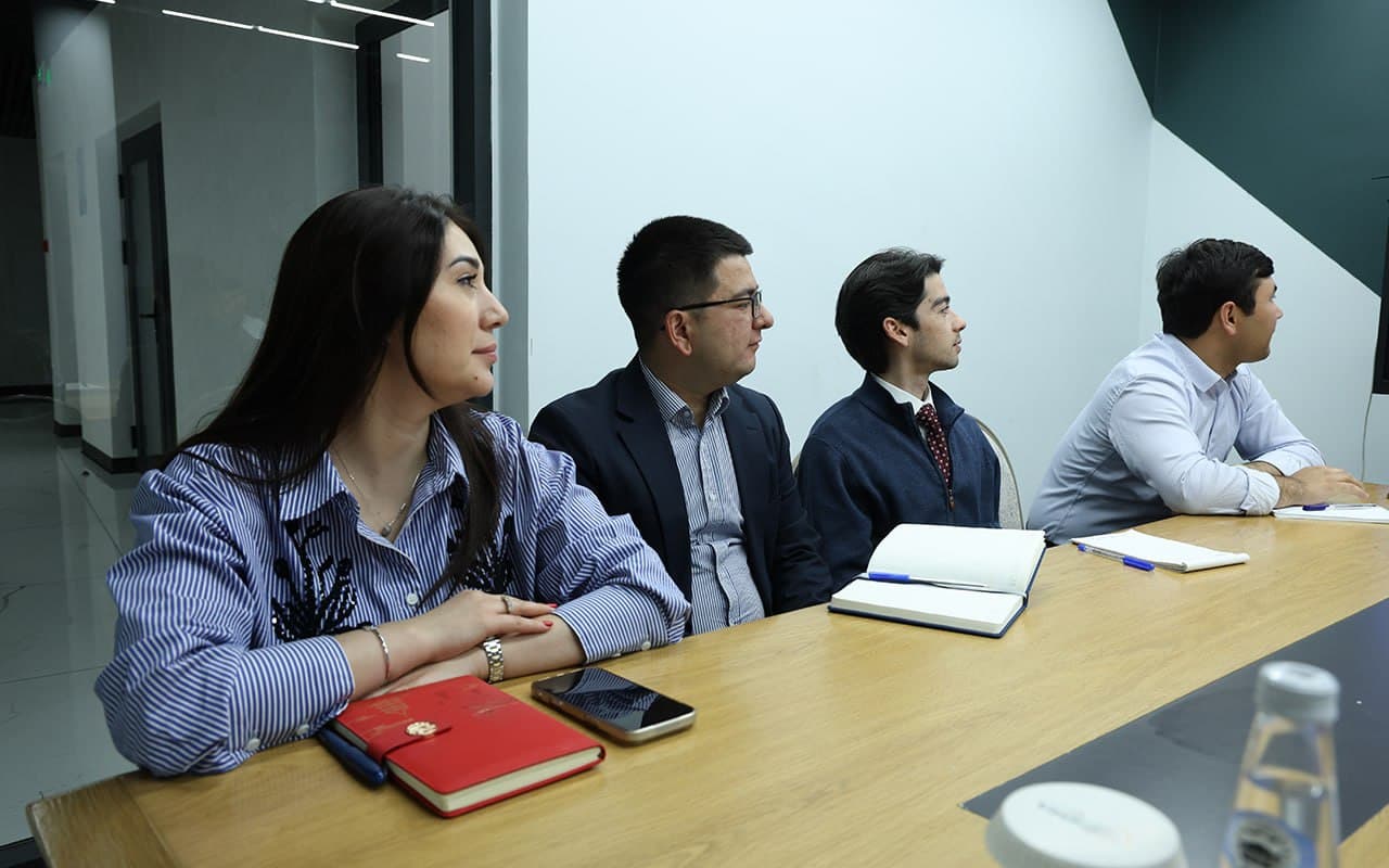 Turizm qo‘mitasida rais o‘rinbosarining yoshlar bilan uchrashuvi bo‘lib o‘tdi