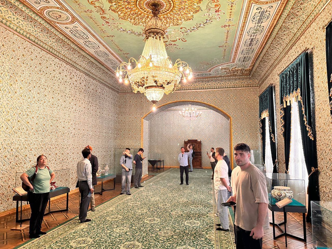 Leading European and Asian tour operators join info tour across Uzbekistan