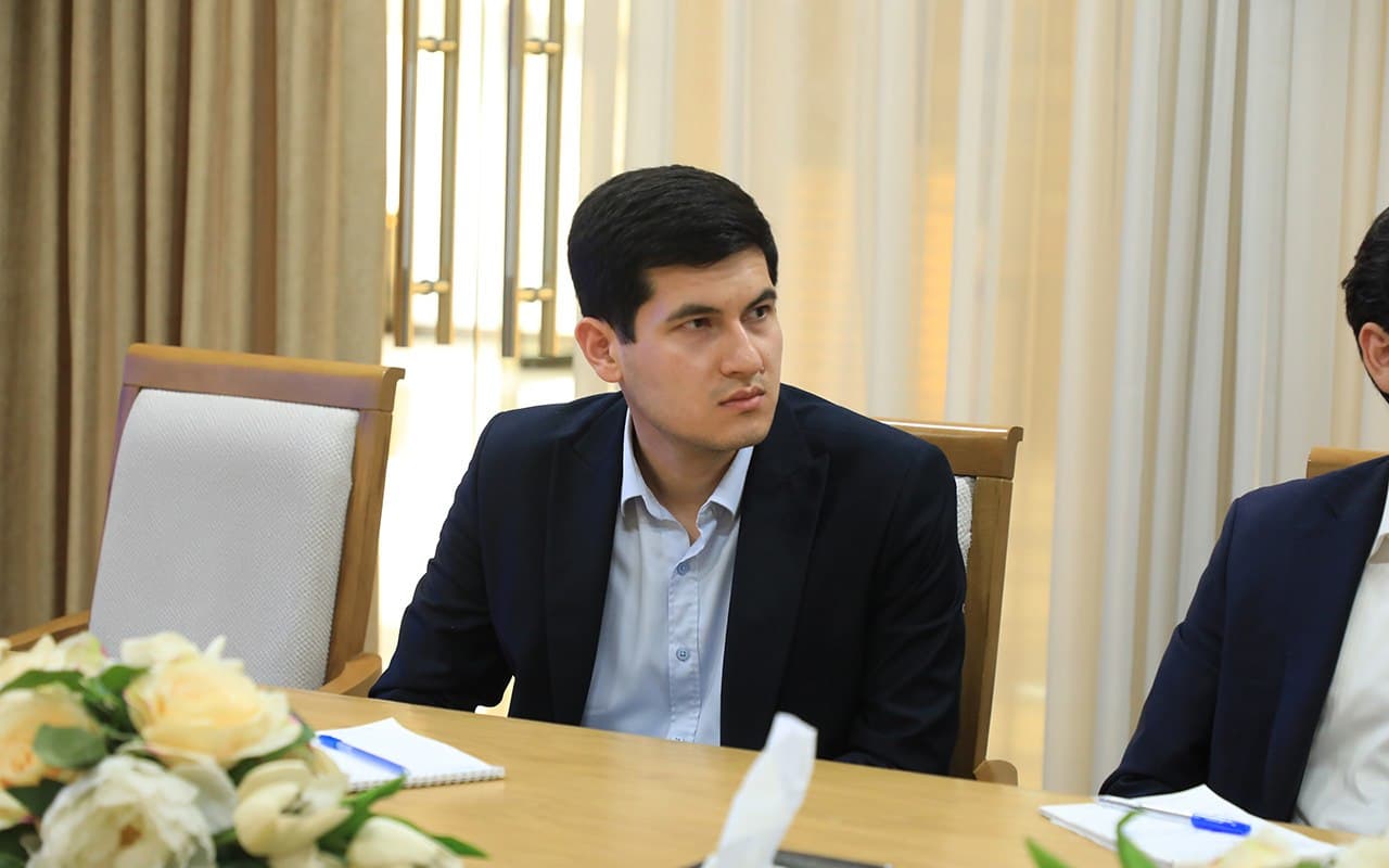 В Комитете по туризму состоялась встреча заместителя председателя с молодёжью