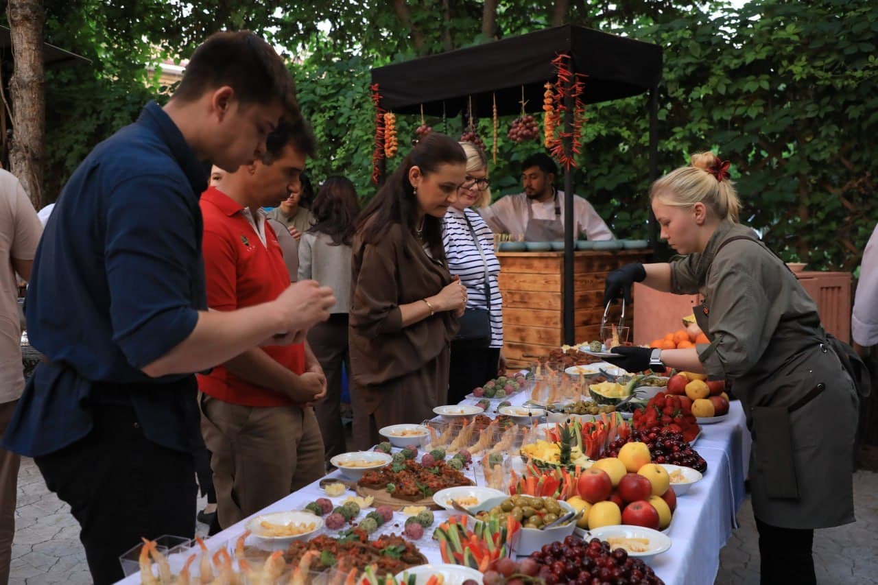 International restaurant chains and new urban formats are boosting Tashkent’s tourist appeal