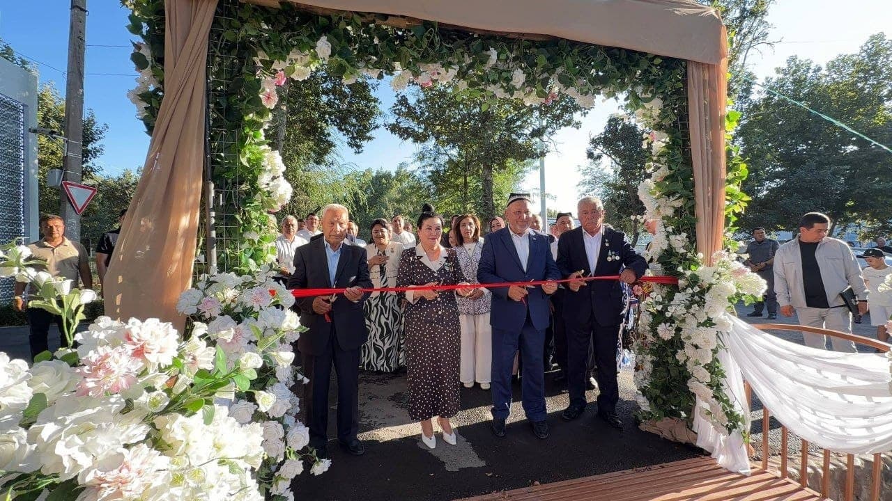 В Чирчике открылась гастрономическая улица с круглосуточным обслуживанием туристов