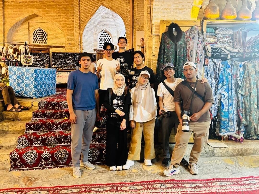 Malayziya universiteti talabalari Buxoroning tarixiy maskanlari bilan tanishdi
