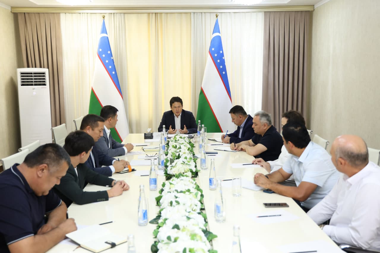 Tourism Committee discusses domestic tourism development and organising trips for the population