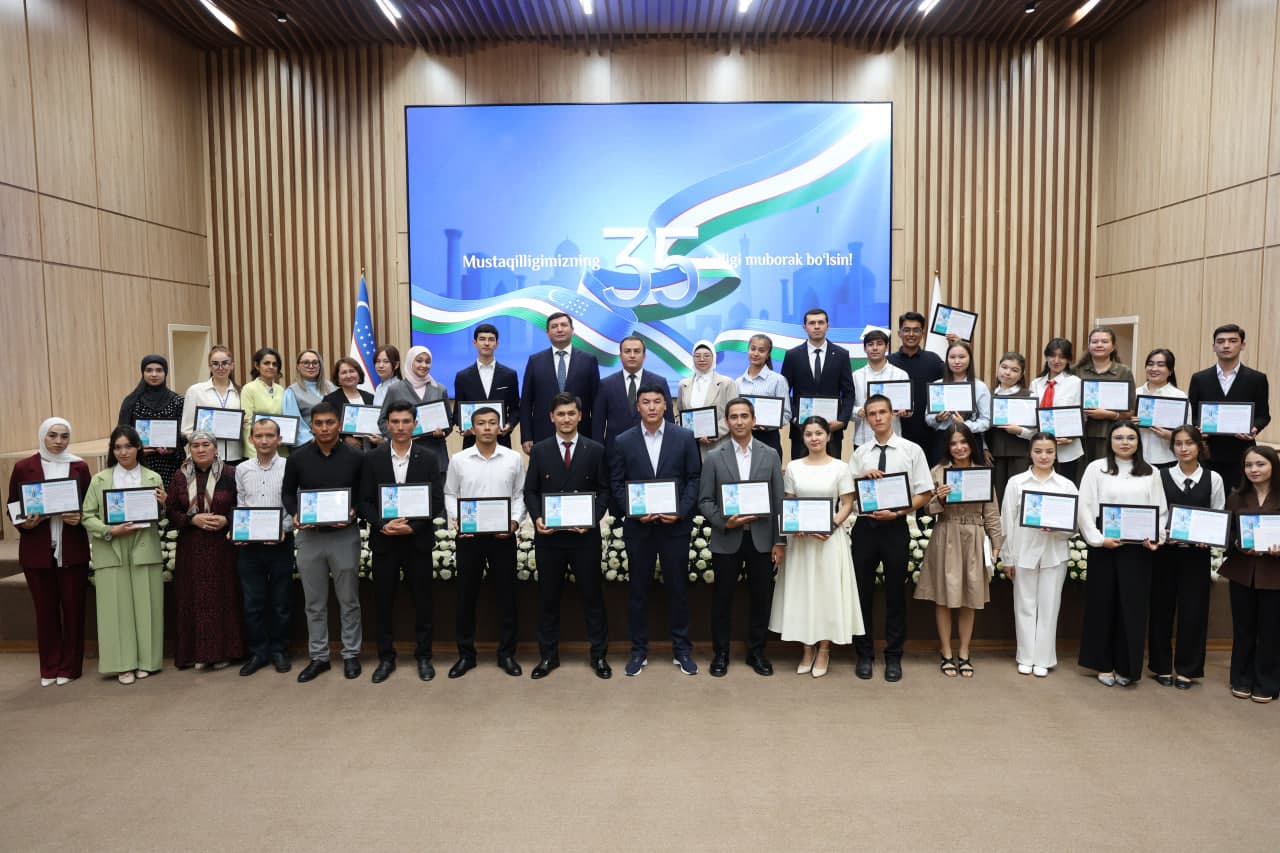 Researchers and tour guides recognised for their contribution to tourism development