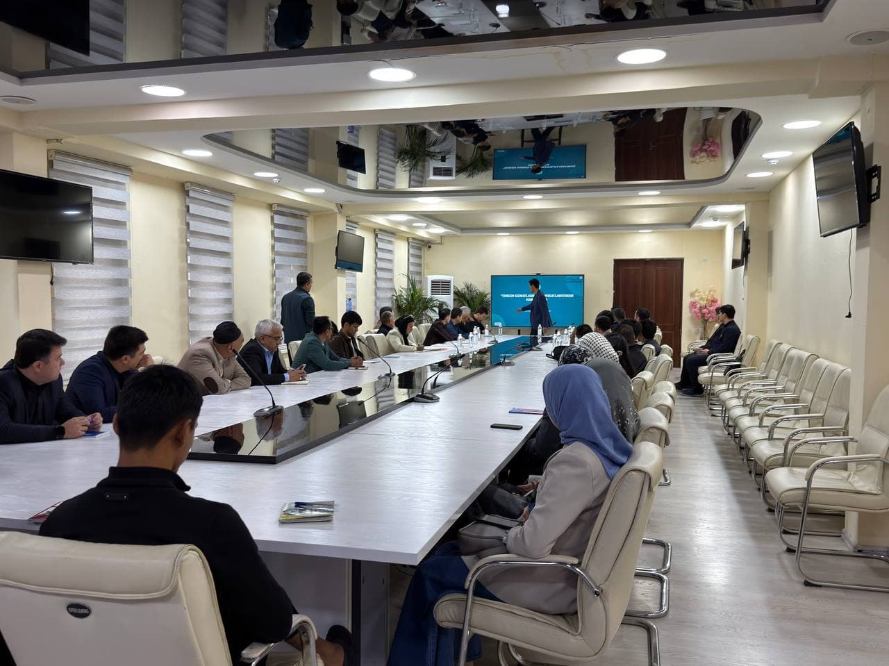 Open dialogue held with hospitality industry representatives in Andijan, Fergana and Namangan