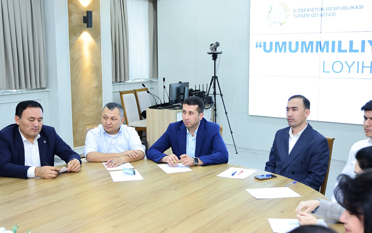 Tourism Committee holds “Nationwide dictation” to mark Uzbek Language Day
