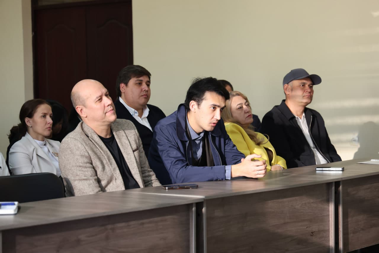 Состоялись встреча с молодёжью и выездной приём предпринимателей