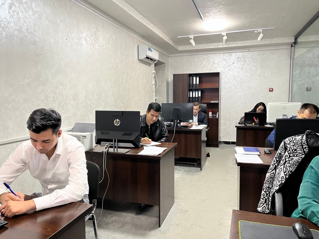 A literacy event was held at the Forestry Agency as part of the “National Dictation” campaign