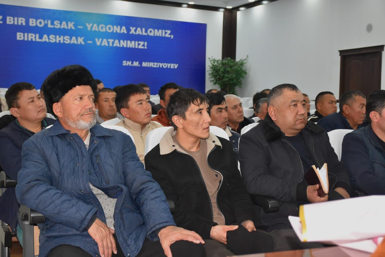 Узун туманида фаолият кўрсатаётган ўрмон хўжалиги ишчи-ходимларининг муаммо ва таклифлари тингланди