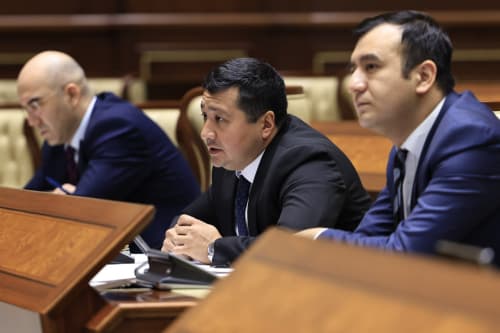 Dorivor o‘simliklar to‘g‘risidagi parlament so‘rovi natijalari ko‘rib chiqildi