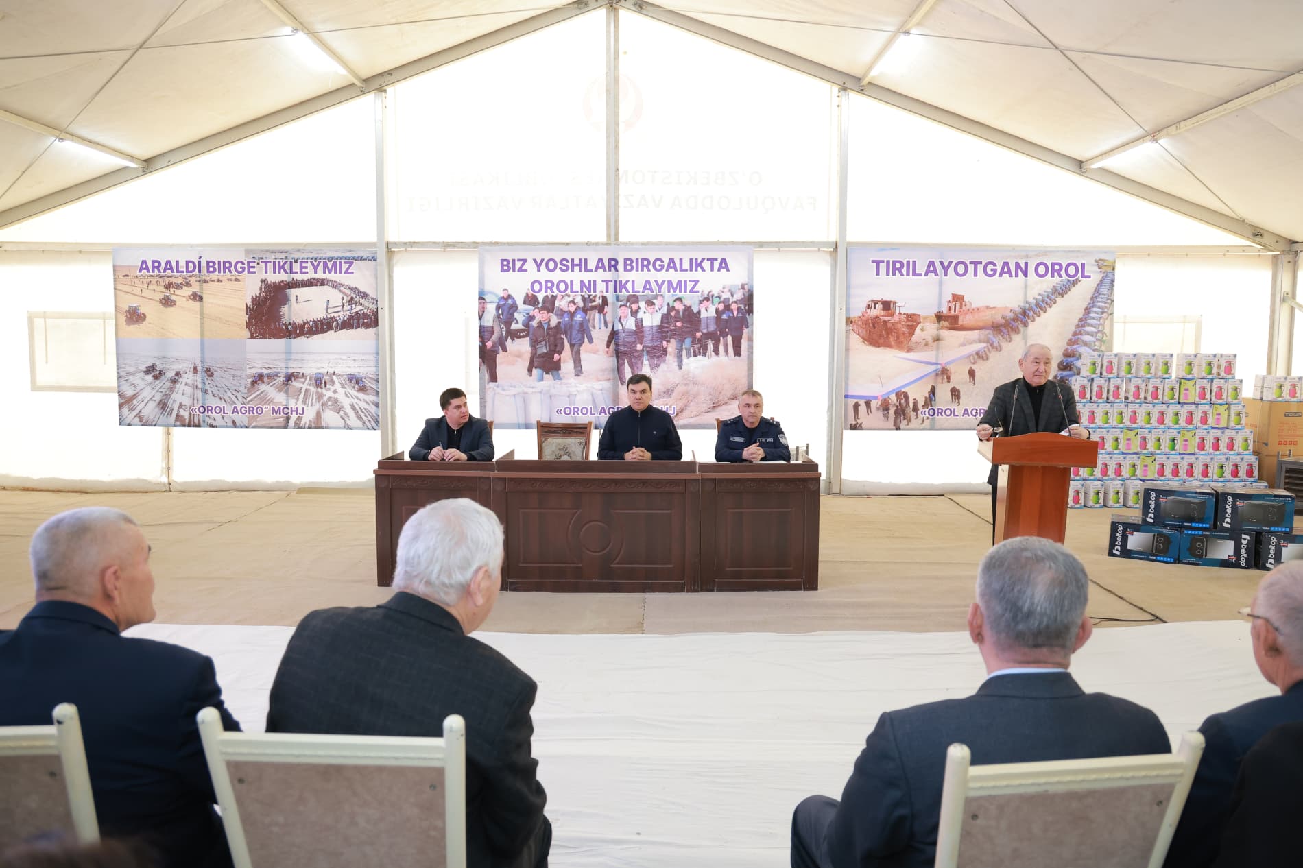 Orolning qurigan tubida cho‘l o‘simliklari ekish tadbirlari boshlandi