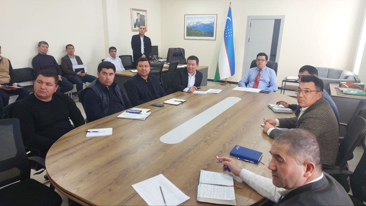 Кон назорати ва коррупцияга қарши кураш: Инспекцияда танқидий таҳлилий йиғилиш бўлиб ўтди