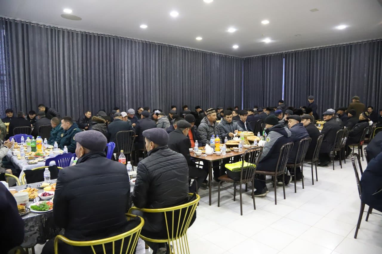 ДУХ РАМАДАНА В НАВОИЙСКОЙ ОБЛАСТИ: ОРГАНИЗОВАНЫ ИФТАРЫ ДЛЯ НУЖДАЮЩИХСЯ ГРАЖДАН