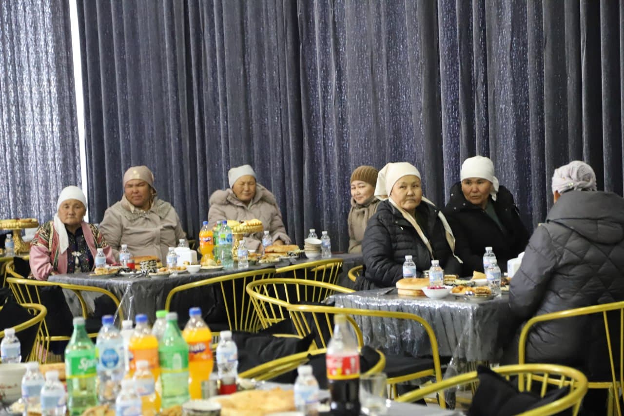 ДУХ РАМАДАНА В НАВОИЙСКОЙ ОБЛАСТИ: ОРГАНИЗОВАНЫ ИФТАРЫ ДЛЯ НУЖДАЮЩИХСЯ ГРАЖДАН