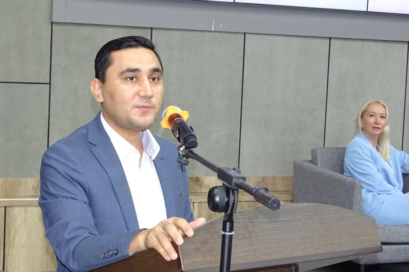 Modern Management and Leadership Issues Discussed at the University of Geological Sciences