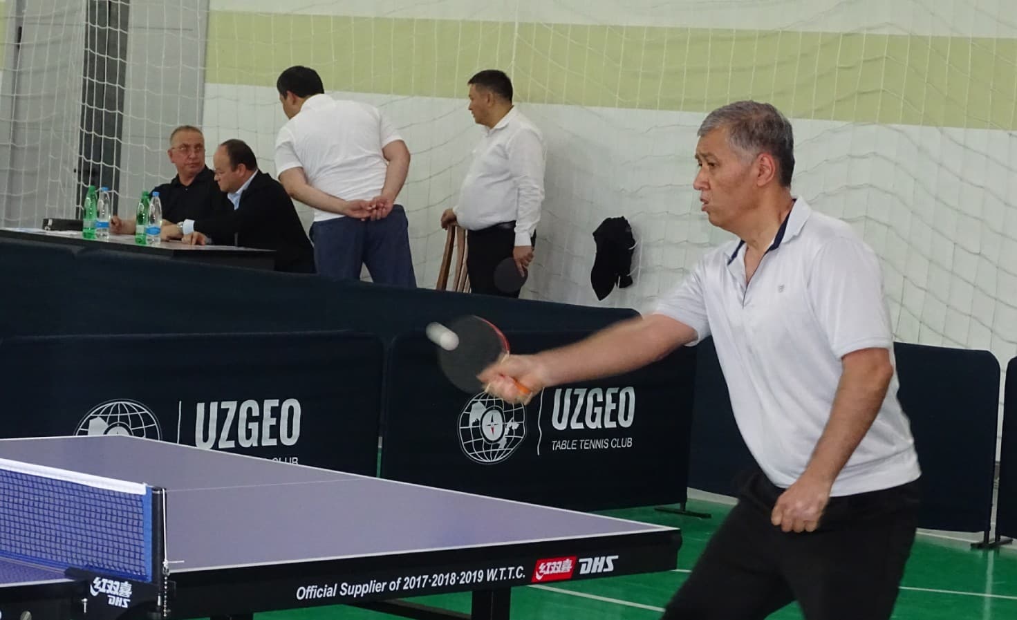 Geologiya sohasi xodimlari stol tennisi bo‘yicha o‘zaro kuch sinashdi
