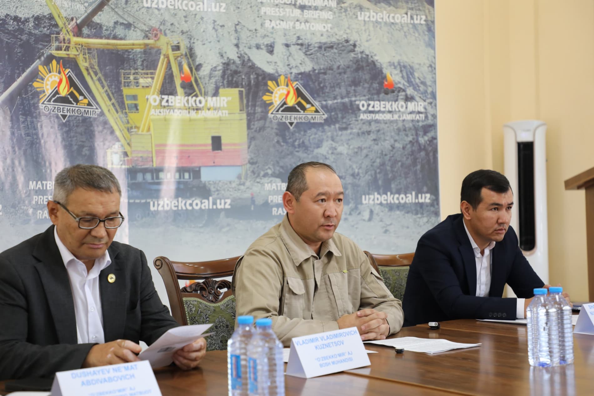 Uzbekcoal JSC Introduces Journalists and Bloggers to Operations at the Angren Coal Mine