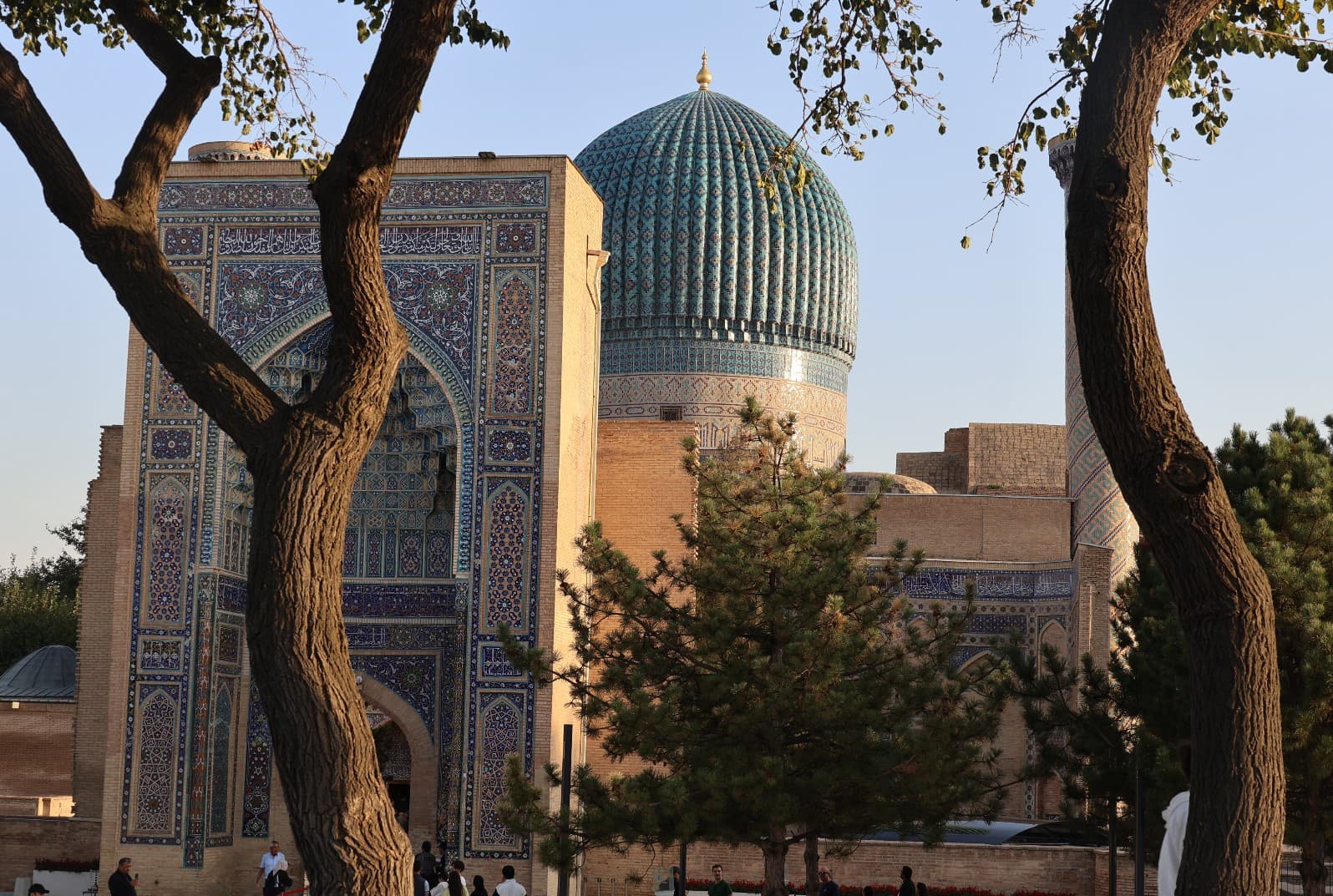“Travel Around Uzbekistan!”: Inspection Employees Visit Samarkand