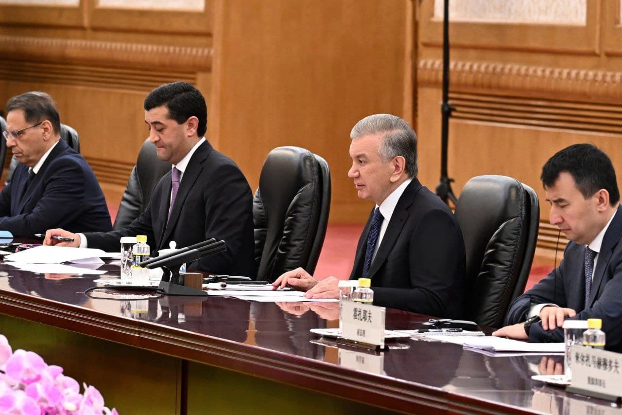 Лидеры Узбекистана и Китая обсудили вопросы дальнейшего укрепления отношений всепогодного всестороннего стратегического партнёрства