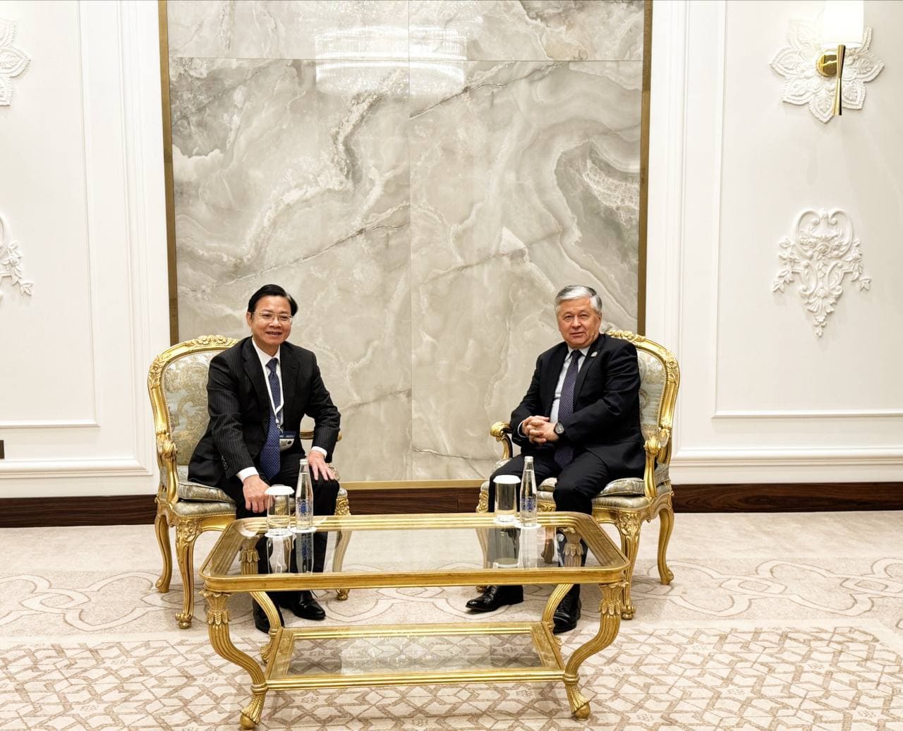 Meeting with the Deputy Minister of Foreign Affairs of Vietnam