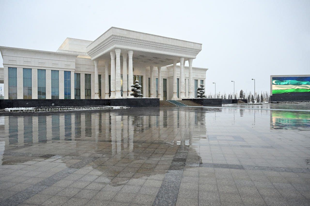 President of Uzbekistan departs for Japan