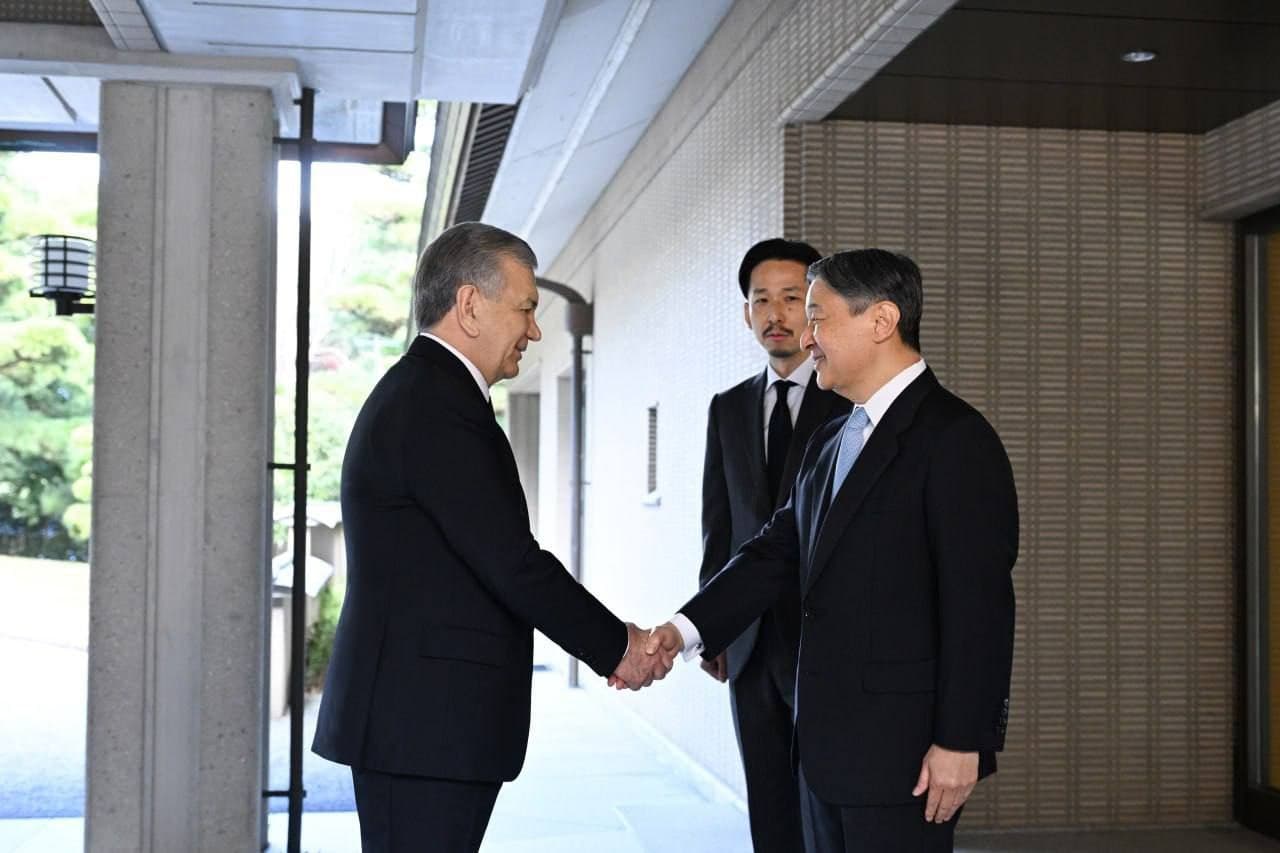 A meeting between the President of Uzbekistan and Emperor of Japan held